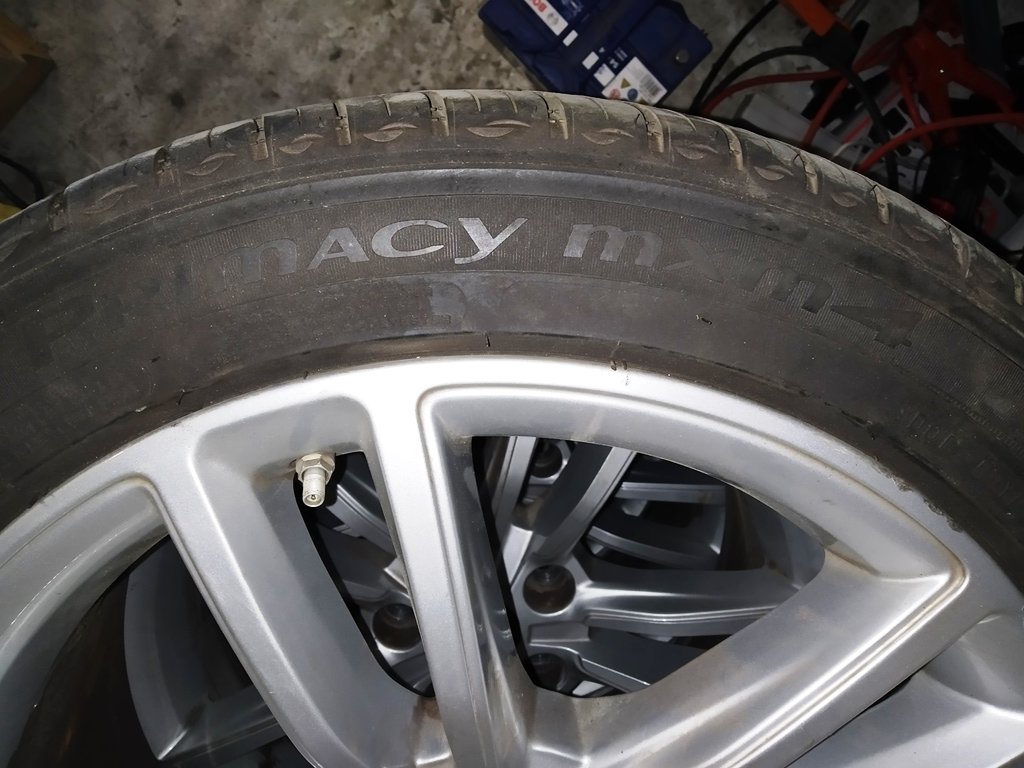 1 Tire 245/45R19 MICHELIN PRIMACY MXM4 (2,5mm) Tesla model S 1065205-00-A